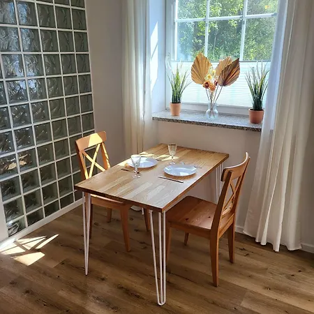 2-zimmer 2 - Am Schloss Lägenhet *