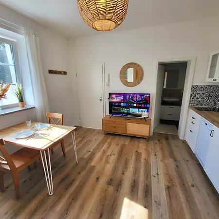 Lägenhet 2-zimmer 2 - Am Schloss *